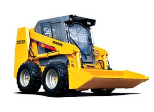 廈門(mén)廈工XGMA滑移裝載機、兩頭忙進(jìn)口（PERKINS鉑金斯）發(fā)動(dòng)機