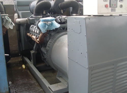 德國曼MAN發(fā)電機柴油發(fā)動(dòng)機維修