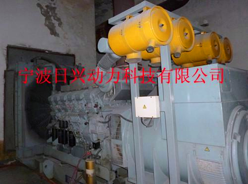 三菱S12柴油發(fā)動(dòng)機風(fēng)扇驅動(dòng)器總成的解體、檢修