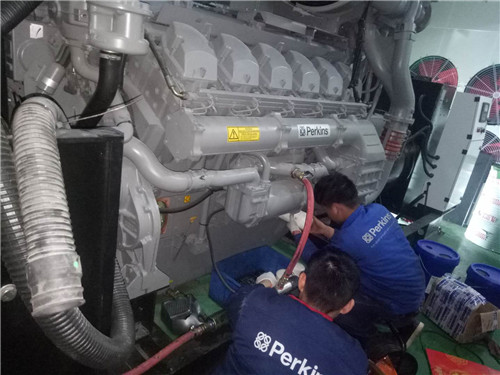 怎么選擇帕金斯柴油發(fā)電機維修報價(jià)常山