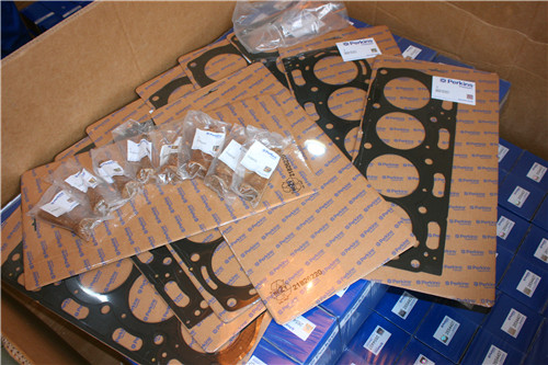 四缸珀金斯發(fā)動(dòng)機原廠(chǎng)啟動(dòng)馬達要多小錢(qián)？