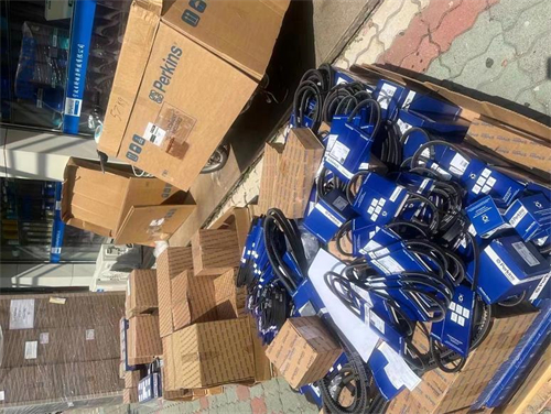 廠(chǎng)家直銷(xiāo)拖拉機珀金斯Perkins發(fā)動(dòng)機配件