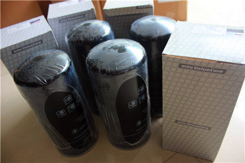 奔馳MTU12V183柴油發(fā)動(dòng)機總成與維修保養配件中心