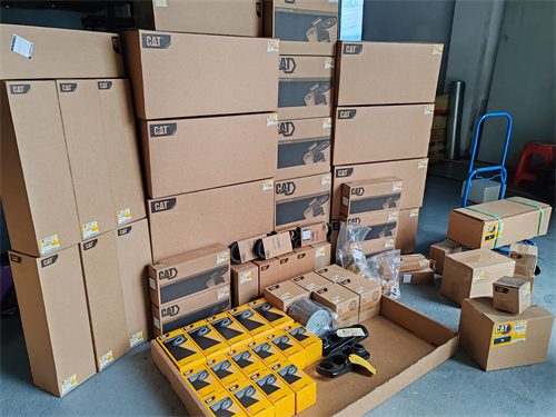 卡特彼勒1500kw柴油發(fā)電機維修保養用的配件