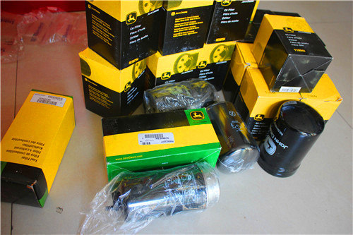 約翰迪爾4045發(fā)動(dòng)機配件：選擇與維護