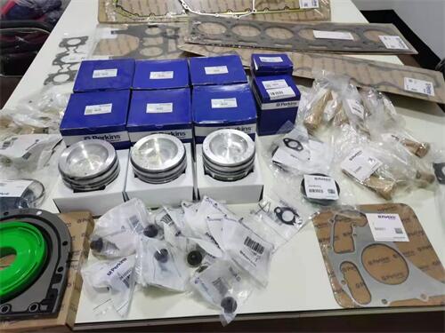 Perkins鉑金斯發(fā)動(dòng)機四配套