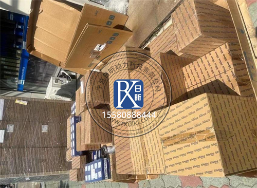 特雷克斯TLB820裝載機珀金斯發(fā)動(dòng)機，這些保養維修干貨你必須知道！